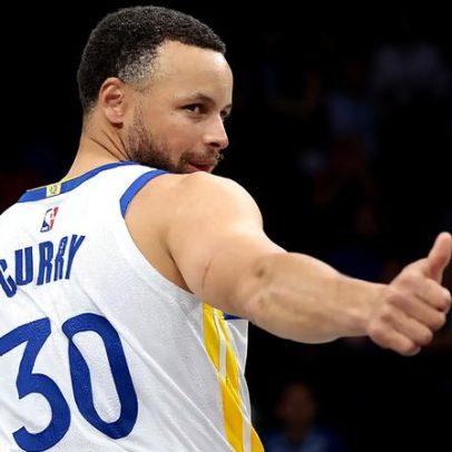 Steph Curry decide no momento e Warriors vencem Clippers no Play-In
