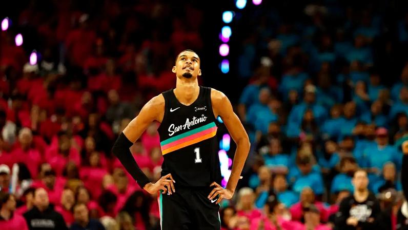 Victor Wembanyama, jogador o San Antonio Spurs (Ronald Cortes/Getty Images)