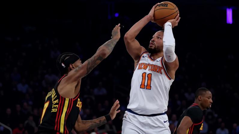 Jalen Brunson scored a game-high 28 points in the Knicks' Game 1 win Saturday.