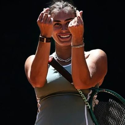 Sabalenka vira sobre Osaka e avança no Madrid Open