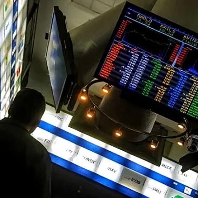 Ações de bancos recuam diante da aversão a risco global