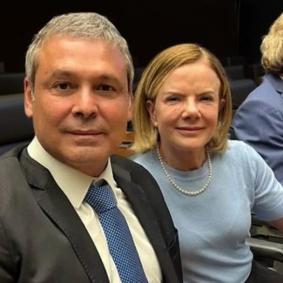 Gleisi agradece Lindbergh após posse de José Guimarães