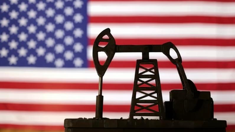 Petróleo sobe e volta a US$100 após fracasso das negociações