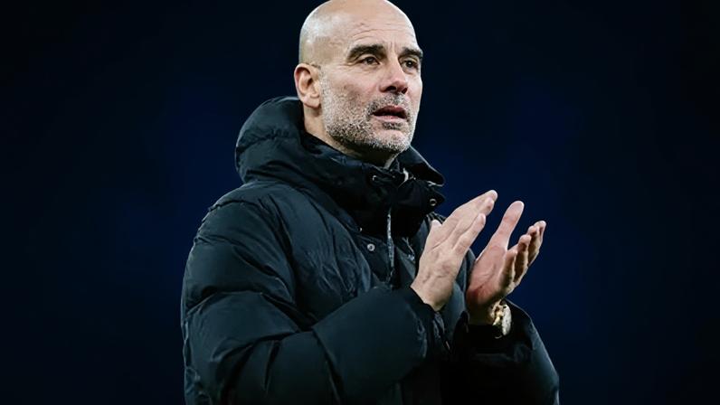 Pep Guardiola, treinador do Manchester City