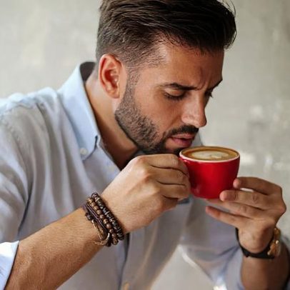 Hábito com café reduz energia ao longo do dia
