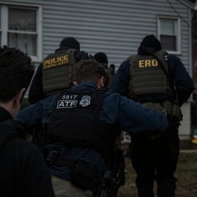 Brasileiros presos nos EUA suspeitos de golpe de US$ 20 milhões contra imigrantes