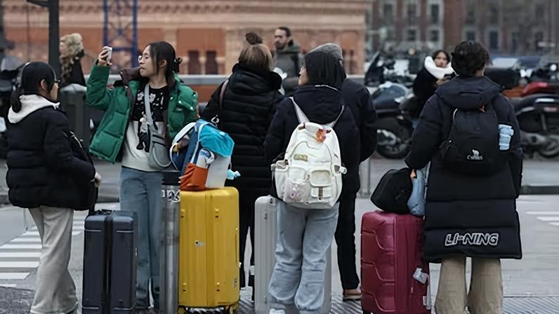 Preço dos hotéis sobe 4% e aponta verão mais caro da história