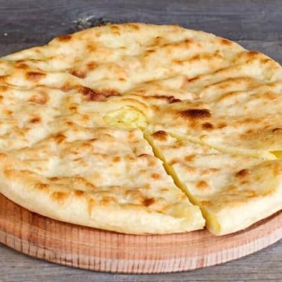 Pão de queijo de frigideira: receita rápida para o café da tarde