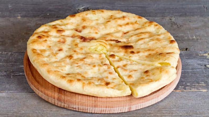 Pão de queijo de frigideira: receita rápida para o café da tarde