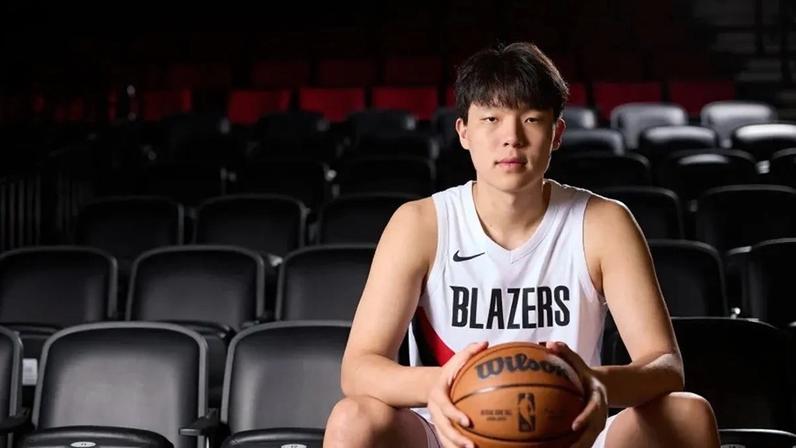NBA multa Blazers por irregularidades no Draft de Hansen Yang