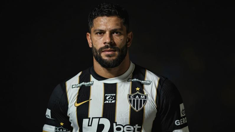 Hulk não jogou na última derrota, para resolver tratativas com Fluminense (Foto: Pedro Souza / Atlético)