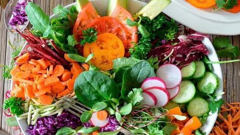 Dicas de dieta: valorize vegetais nutritivos e de baixas calorias