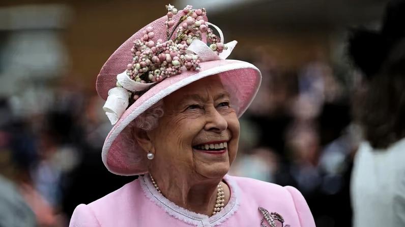 Rainha Elizabeth 2ª completaria 100 anos nesta terça-feira (21)