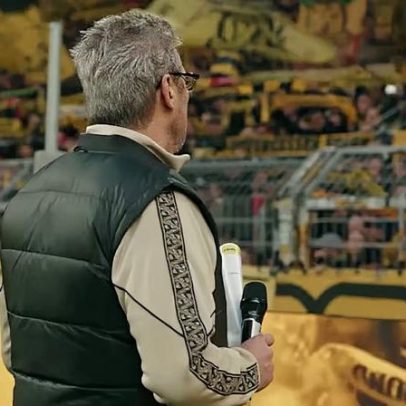 Chamada da escalação do Dortmund com locutor do estádio surpreende fãs