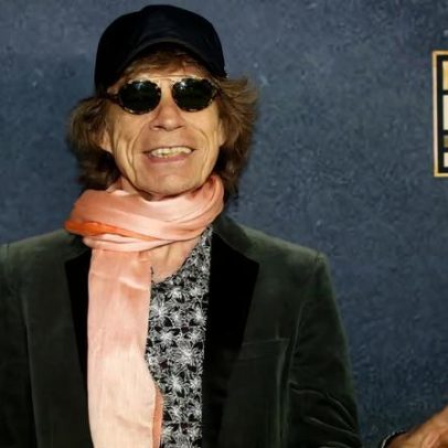 Mick Jagger sofreu reanimação após experiência com drogas, diz biografia