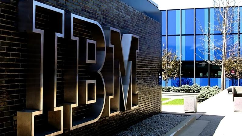 IBM lucra US$ 1,22 bi no 1º trimestre; ações caem após resultados
