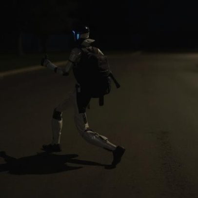 Robô humanoide persegue javalis e surpreende moradores na Europa