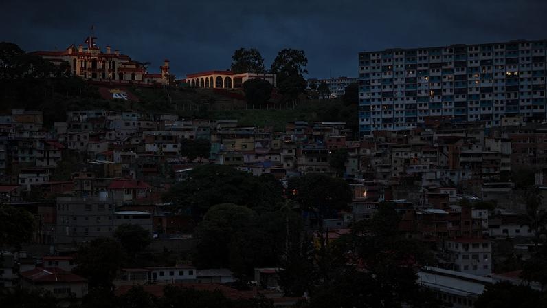 Venezuela foi suspensa do bloco econômico em 2017 por violar cláusula democrática