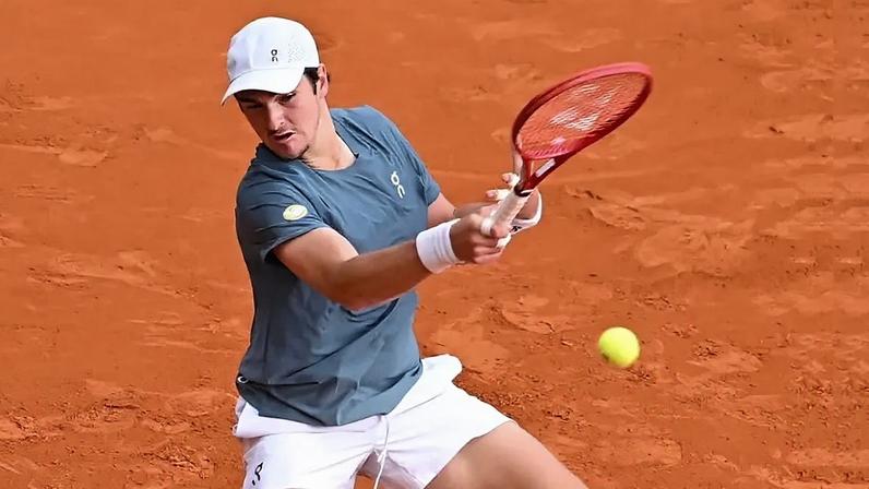 João Fonseca na vitória na estreia em Monte Carlo (Reprodução)