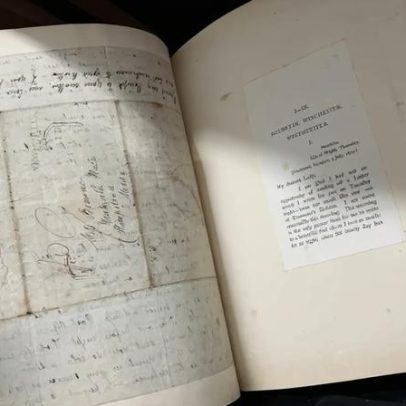 Livros raros roubados do ex-presidente do MoMA são devolvidos