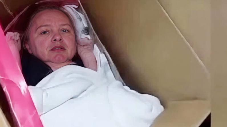 Estado do recém-nascido encontrado em caixa com bilhete é divulgado