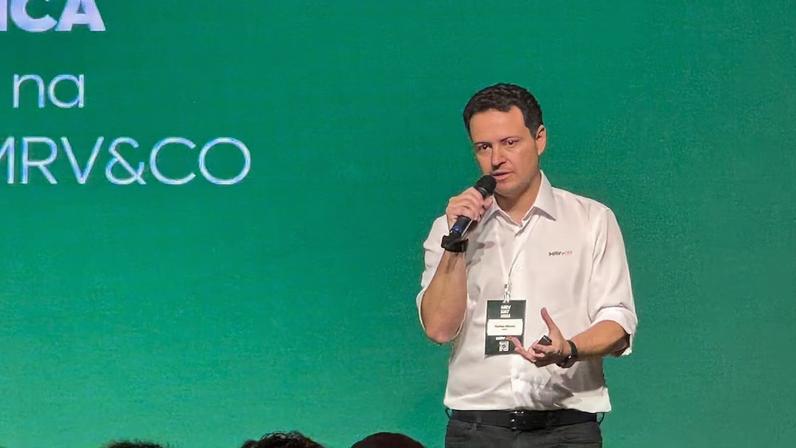 Rafael Menin, em apresentação no MRV Day: 'Por volta de 50% da nossa operação se dará nas regiões metropolitanas do Brasil'. (Foto: Filipe Serrano/Bloomberg Línea)