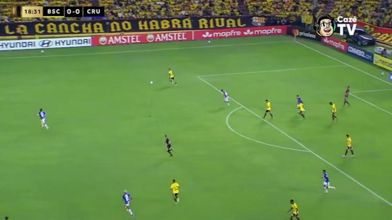 Cruzeiro vence Barcelona de Guayaquil por 1 a 0 na Libertadores