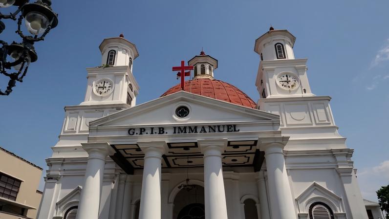 Ex-vice-presidente indonésio criticado por afirmação enganosa sobre cristianismo