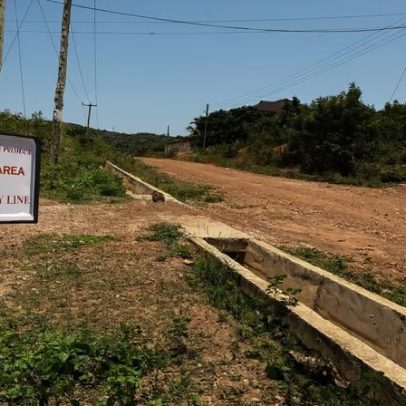 Gana mira futuro do lítio; comunidades enfrentam incerteza