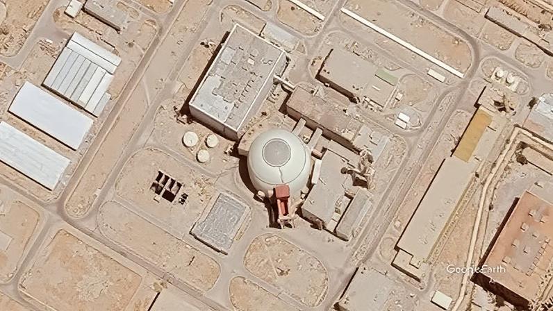 Imagens de satélite da instalação nuclear em Bushehr, no Irã.