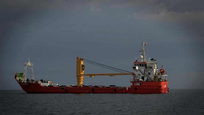 Embarcação no Estreito de Hormuz em Omã