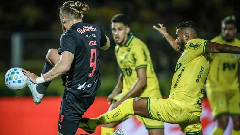 Isidro Pitta em ação pelo Red Bull Bragantino (Foto: Ari Ferreira/Bragantino)