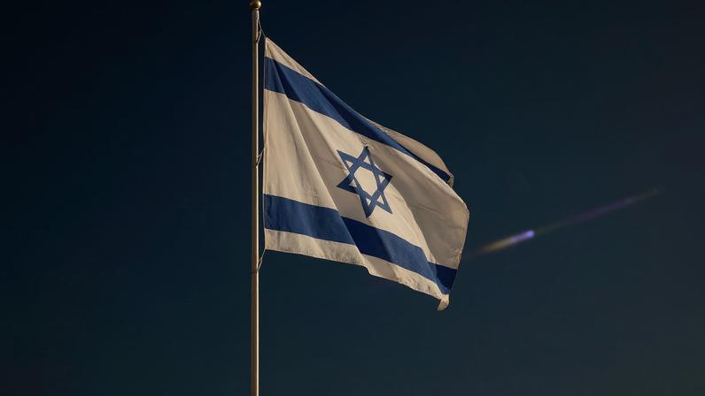 Durante as operações, as forças israelenses atingiram aproximadamente 300 locais identificados como infraestrutura militar do Hezbollah
