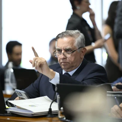 Senador preterido por Michelle aposta em caso Master para governo no DF