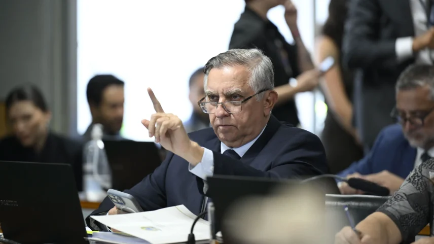 Senador passou a atacar a governadora do DF em busca do apoio do PL. (Foto: Andressa Anholete/Agência Senado)