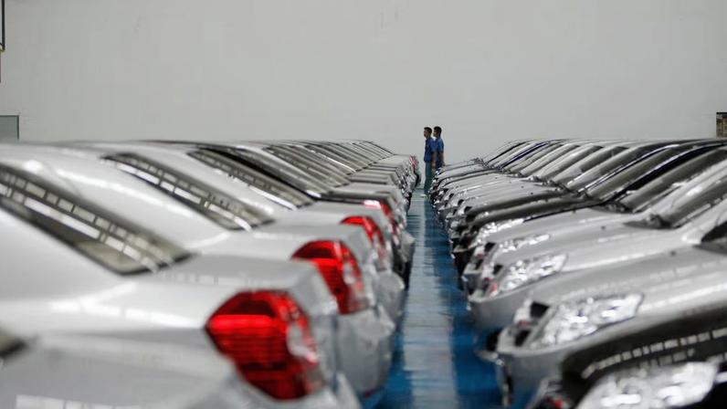 Fábrica de automóveis da Geely em Taizhou, província de Zhejiang, em 2006