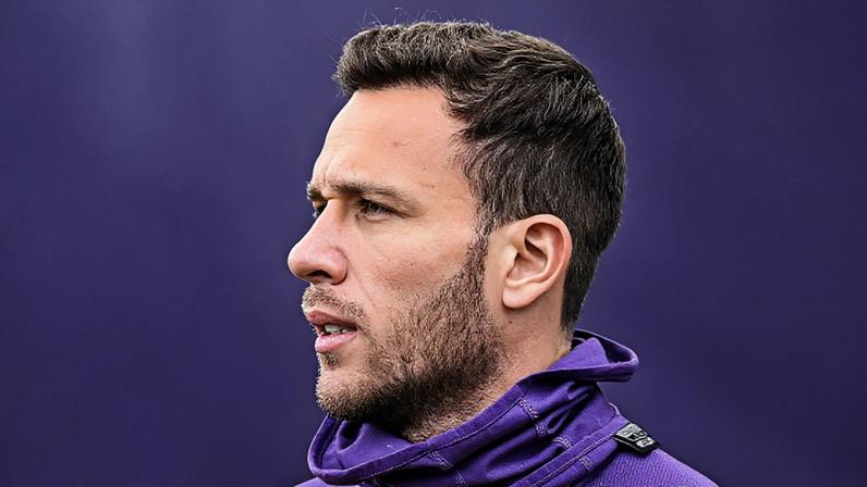 Arthur Melo é um dos nomes citados em escândalo no futebol italiano