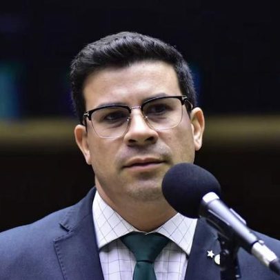 Deputado do PT blinda governo Lula, mantém 600 pedidos e barra Banco Master