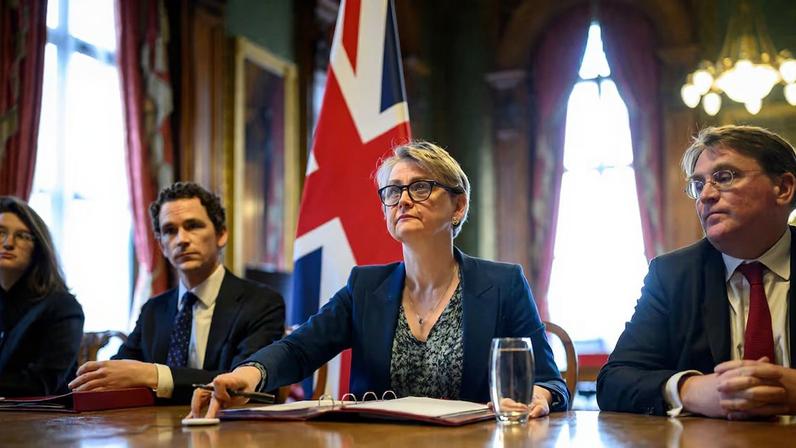 Europa pretende reabrir o estreito de Ormuz após crise com Irã