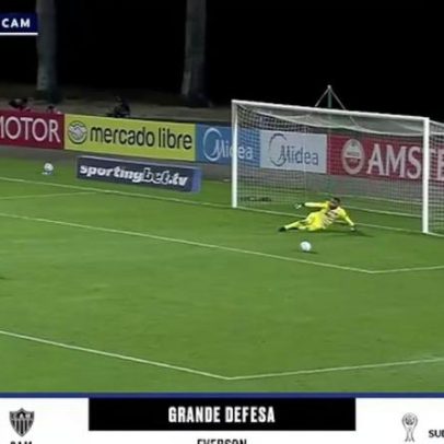 Everson salva Atlético-MG com o pé e evita gol do Puerto Cabello-VEN