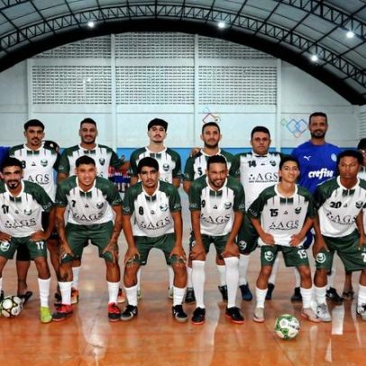 Copa Monteirense de futsal é aberta com homenagem em ginásio lotado