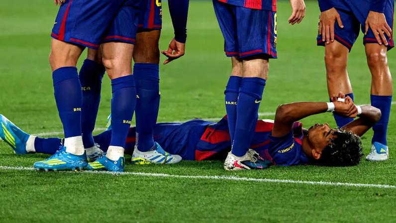 Lamine Yamal precisou ser substituído após marcar de pênalti para o Barcelona