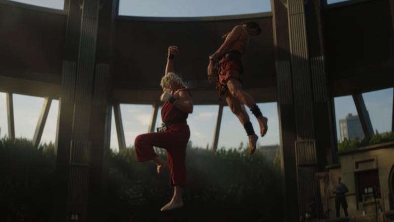 Ken aplica um Shoryuken em Dhalsim em 'Street Fighter'