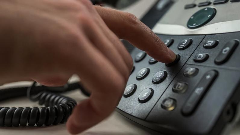 Claro: leitora reclama de atendimento de empresa de telefonia