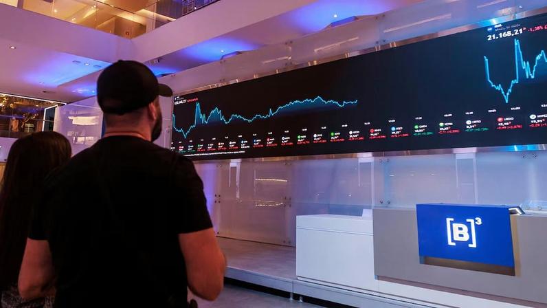 Em março, a compra e venda de cotas na Bolsa movimentou R$ 11,4 bilhões, recorde mensal