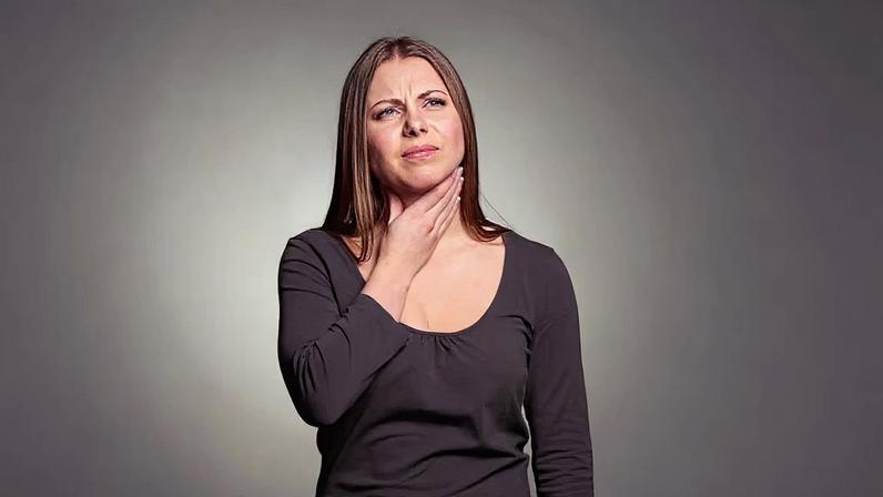 Refluxo gastroesofágico: causas, sintomas e alívio diário