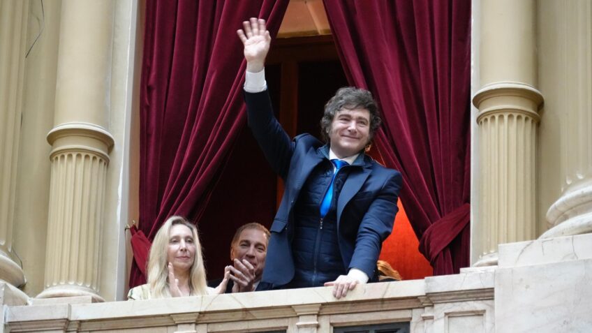 Chega de obrigar os argentinos a pagar pelas eleições internas da elite