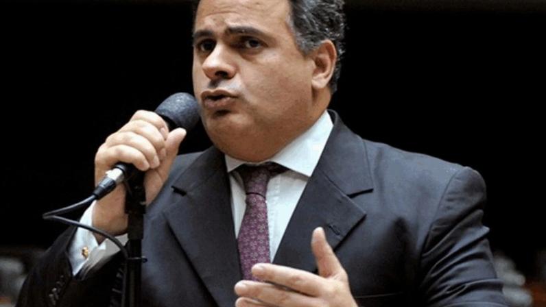 Deputado do PL pagará R$ 1,3 milhão por funcionários fantasmas