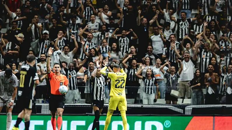 Domínguez comanda Atlético-MG e Arena MRV vira fortaleza, invicto em casa