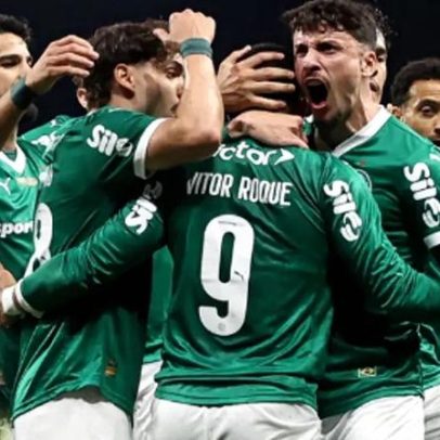 Palmeiras enfrenta Grêmio com elenco curto sem Vitor Roque
